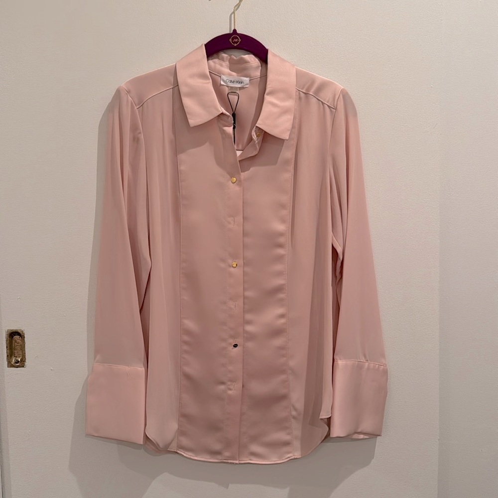BRAND NEW: Calvin Klein Blush Blouse